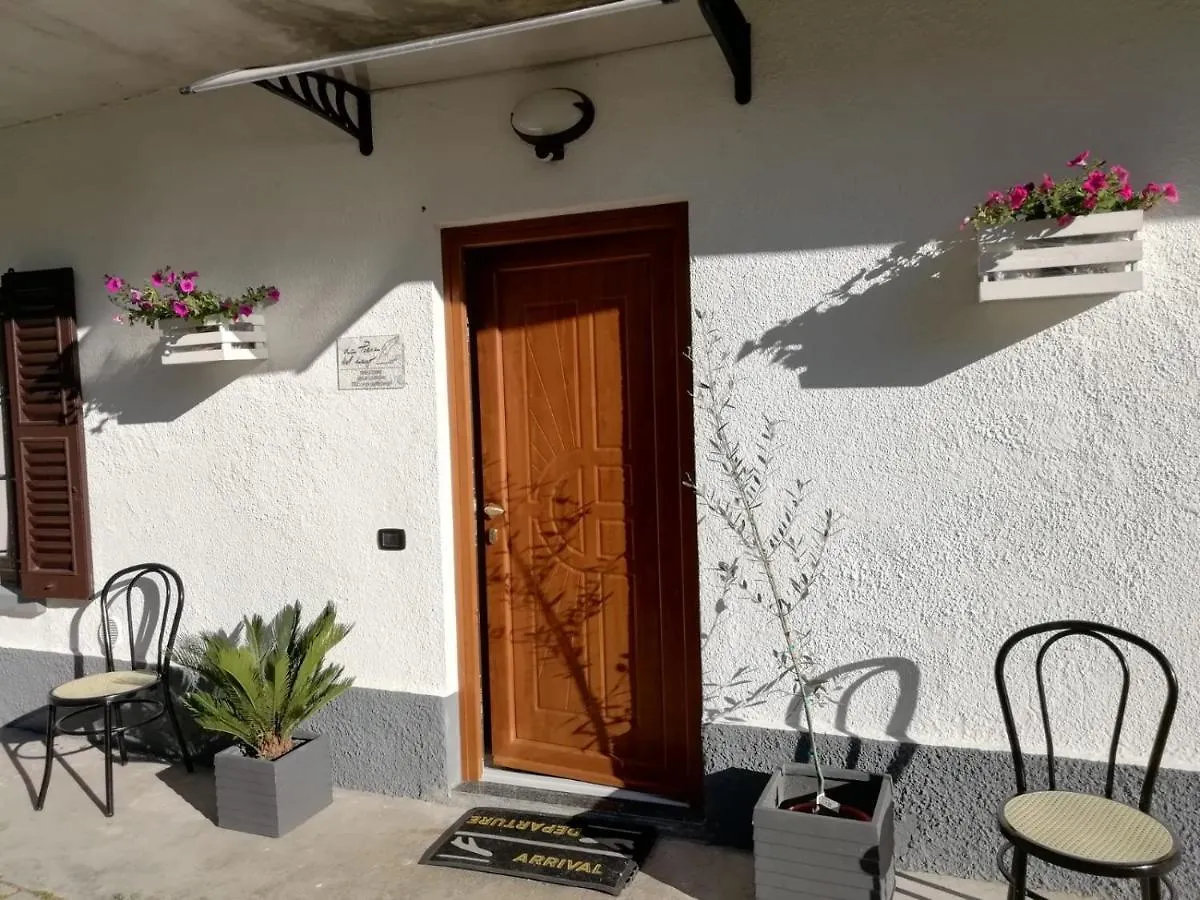 Bed & Breakfast La Poesia Del Lago Oggiono Italy