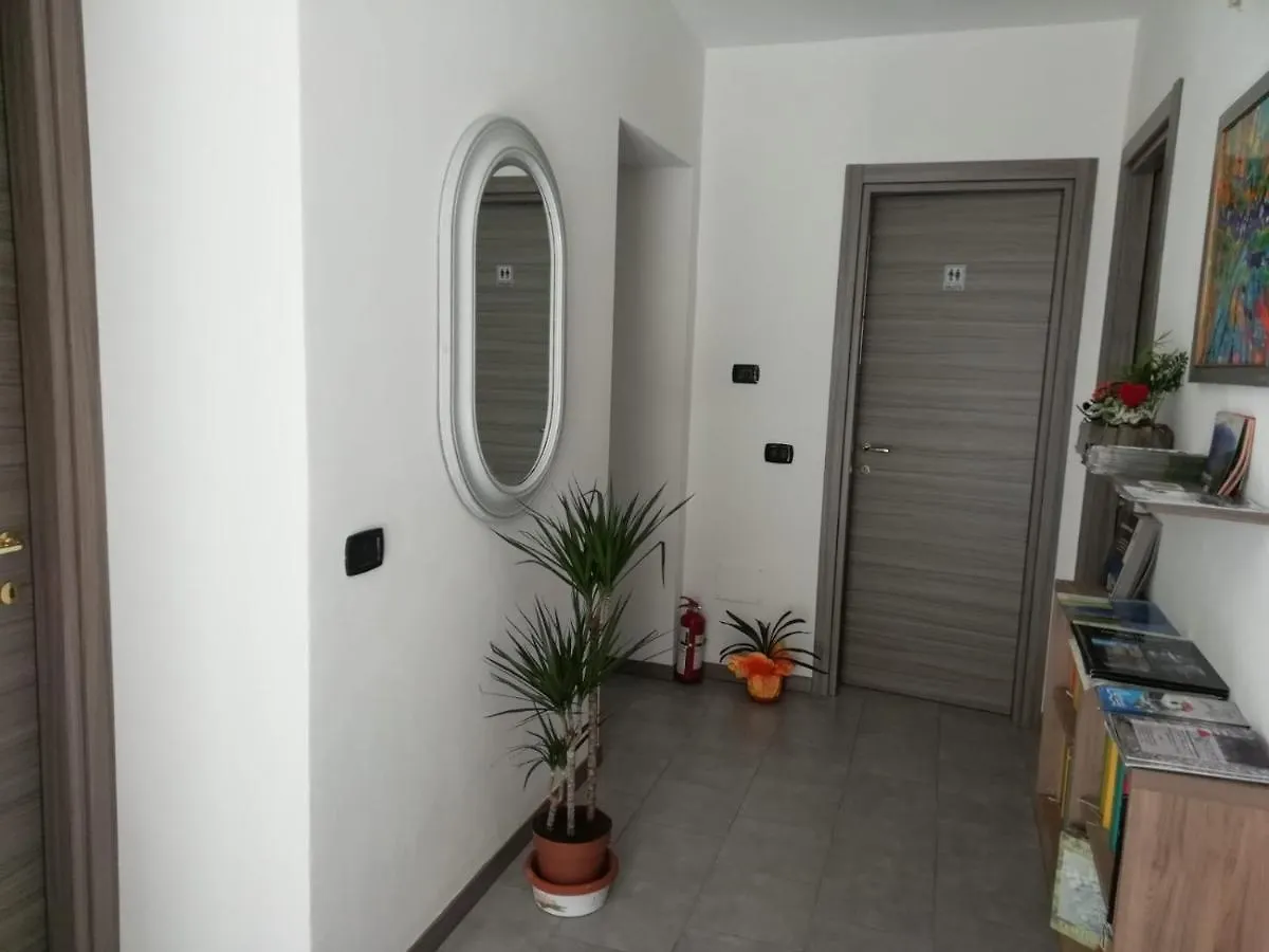 La Poesia Del Lago Oggiono Bed & Breakfast